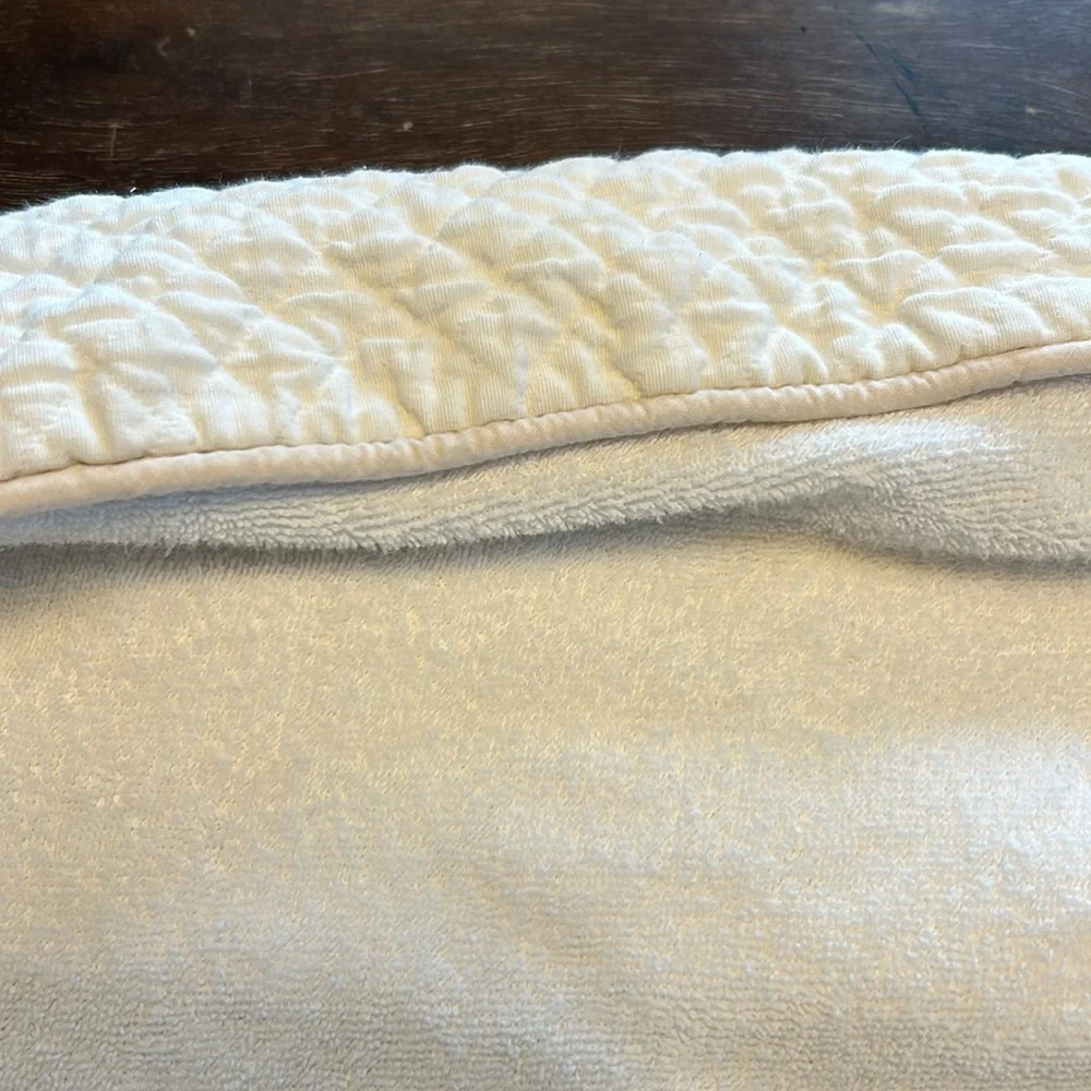 Restoration Hardware Vintage Washed Diamond Matlesse Changing Pad Cover in Petal